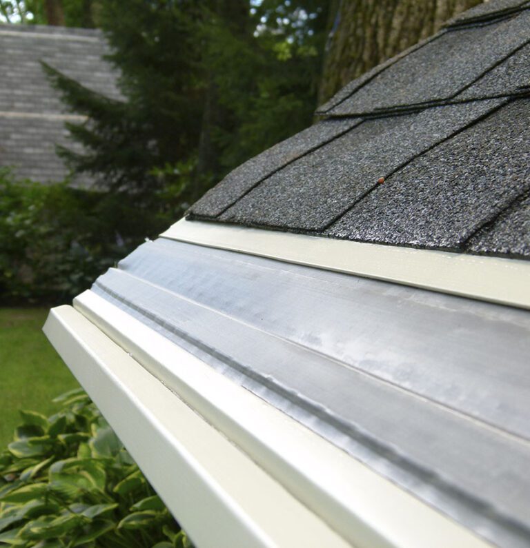 Local Expert Seamless Gutter Services for Your Home or Business